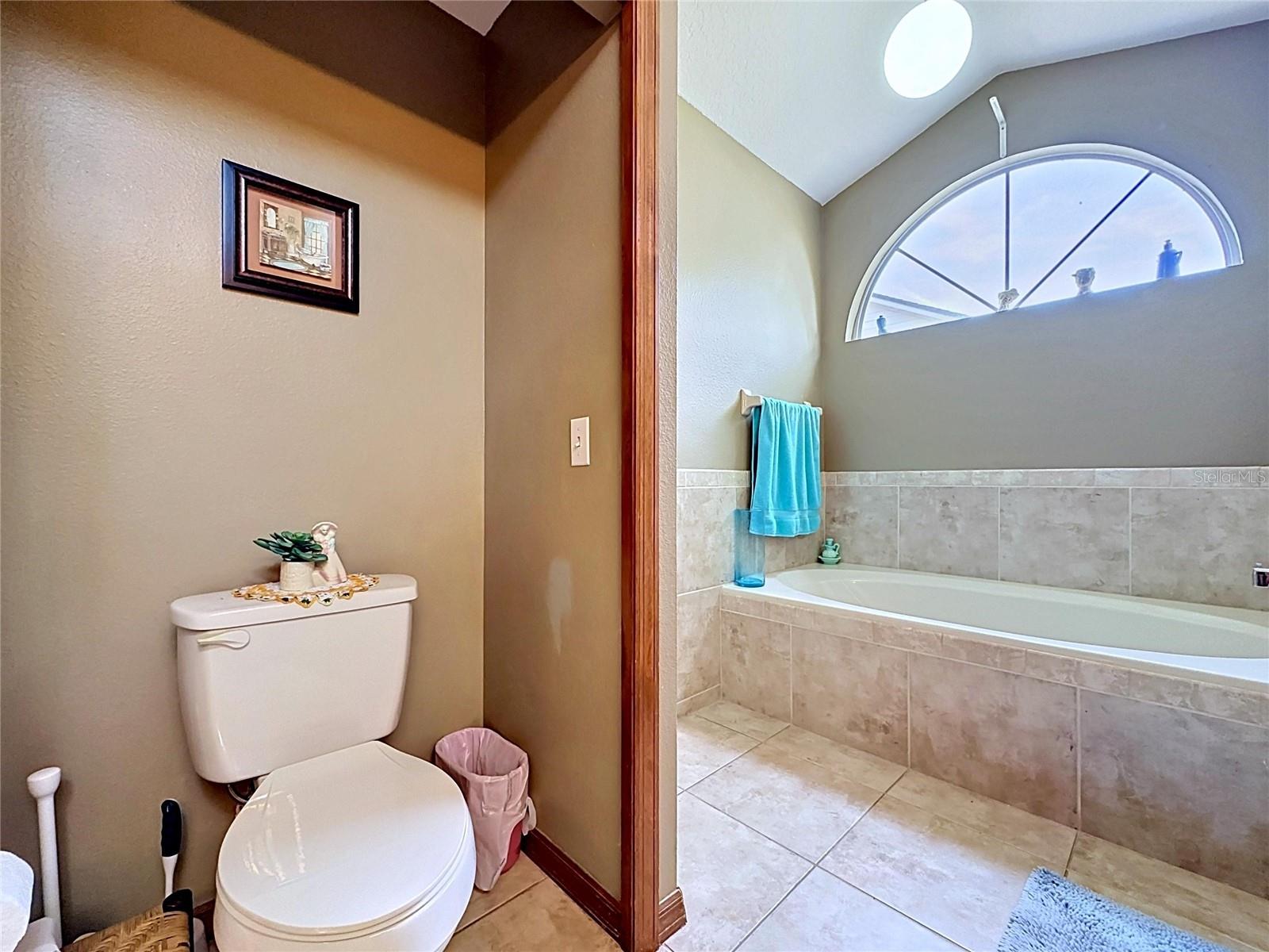 Image 37 of 70 For 1681 Spring Ridge Circle