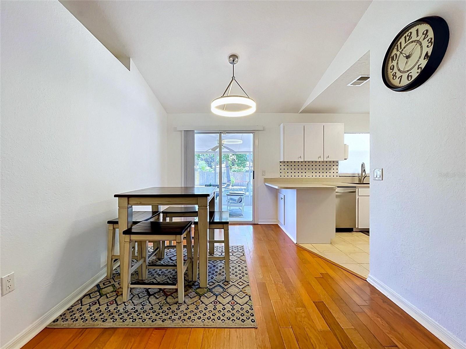Image 10 of 44 For 1415 Stuart Street