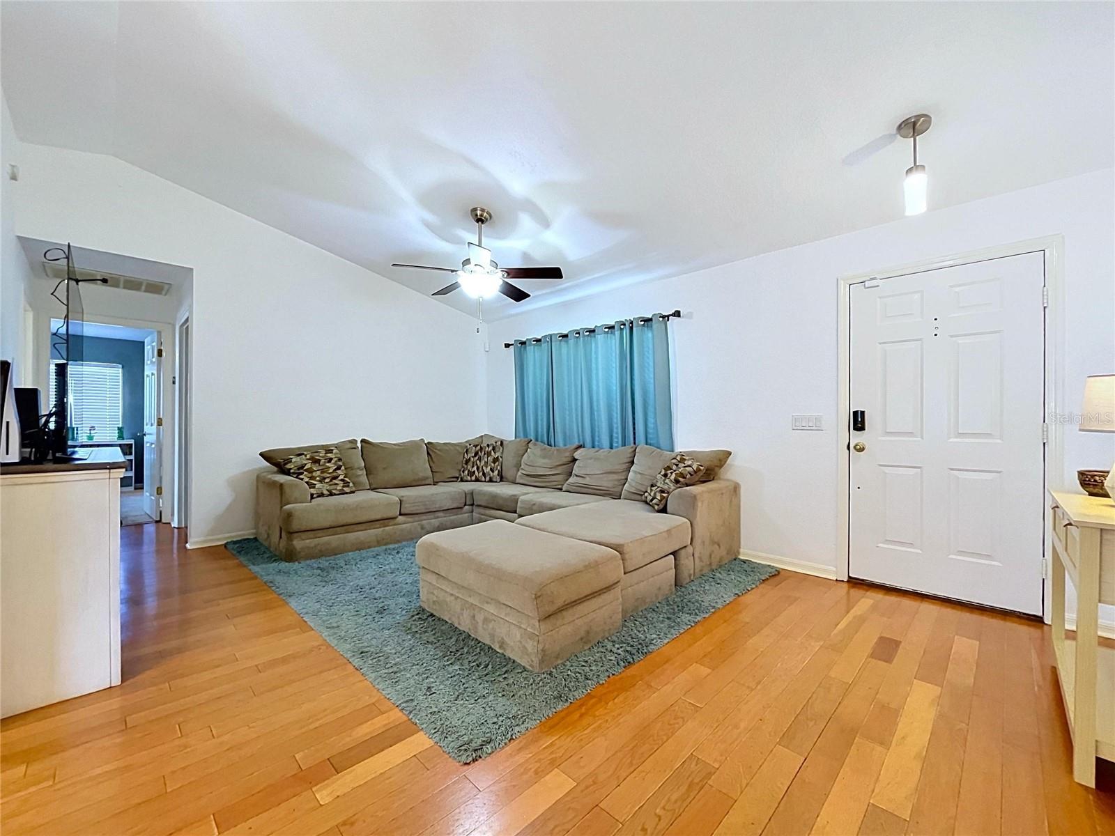 Image 7 of 44 For 1415 Stuart Street
