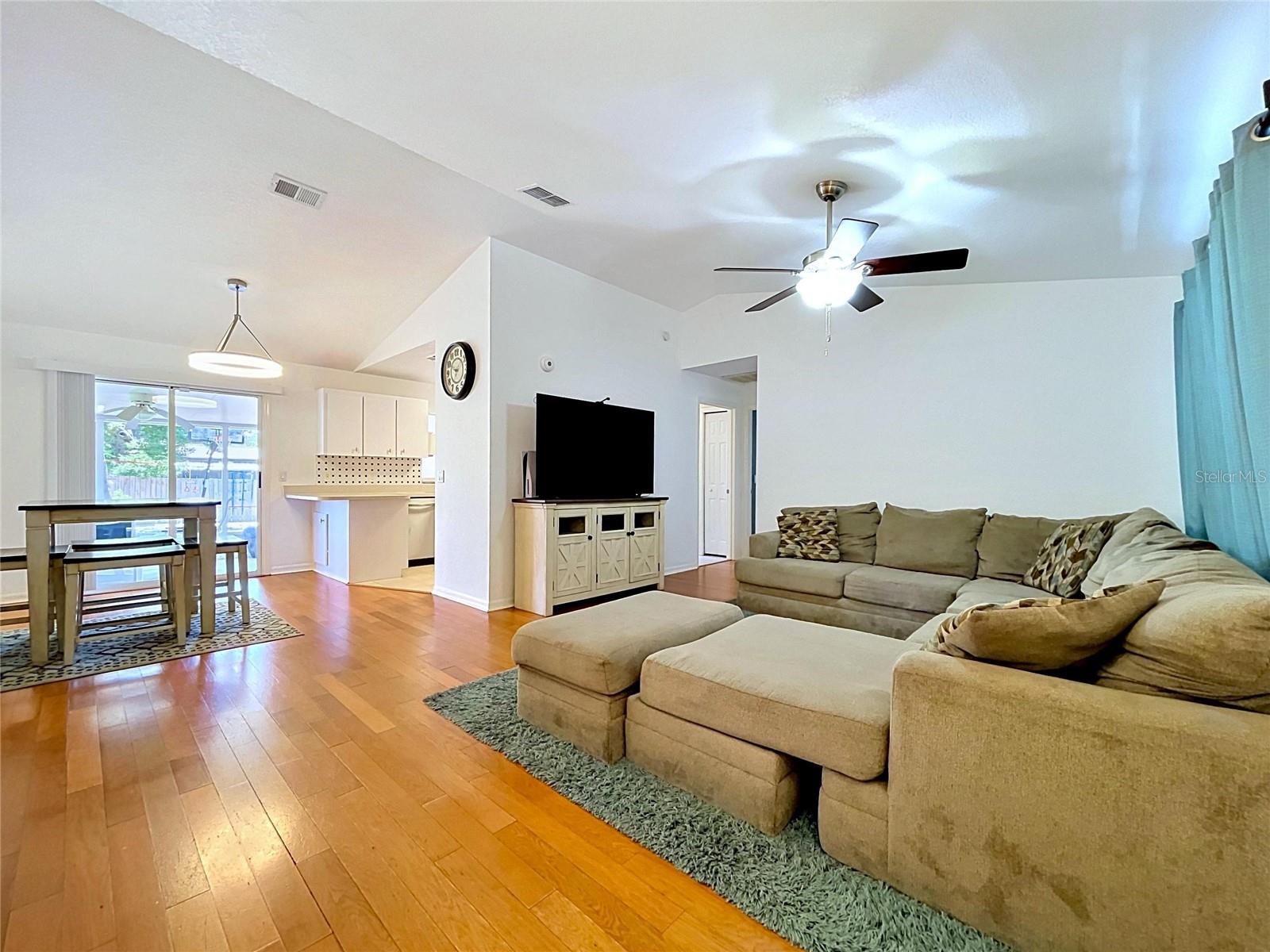 Image 8 of 44 For 1415 Stuart Street