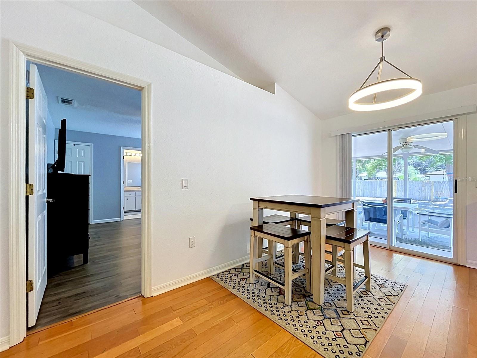 Image 9 of 44 For 1415 Stuart Street