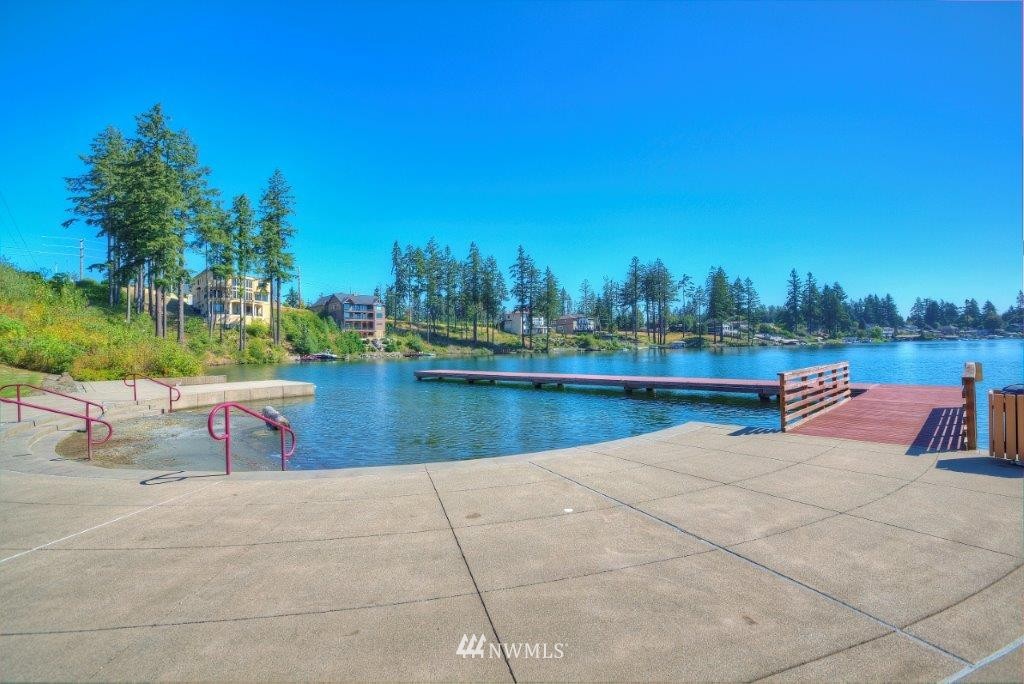 Image 2 of 10 For 17612 16th Street Ct E