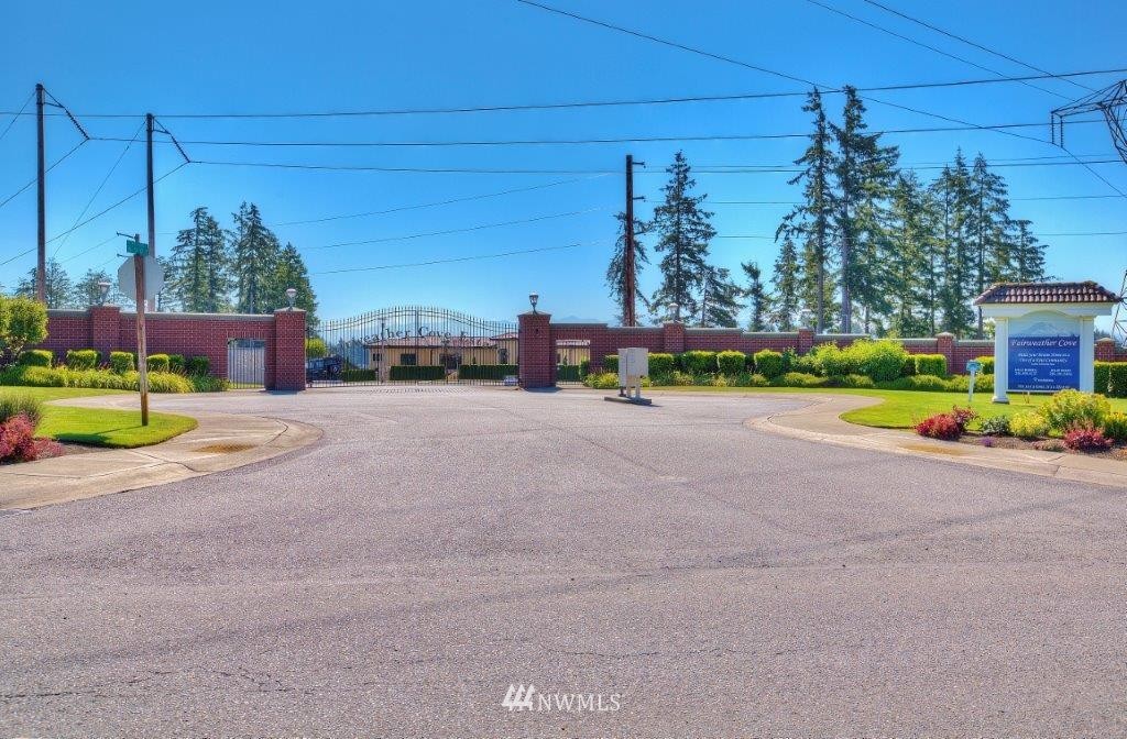 Image 3 of 10 For 17612 16th Street Ct E