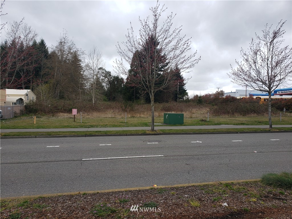 Details for 33301 Pacific Highway S, Federal Way, WA 98003
