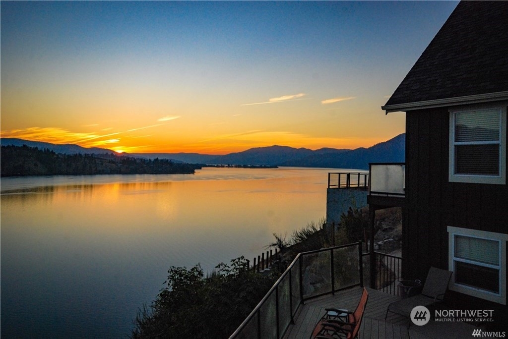 Details for 10490 10514 Lakeshore Road, Chelan, WA 98816