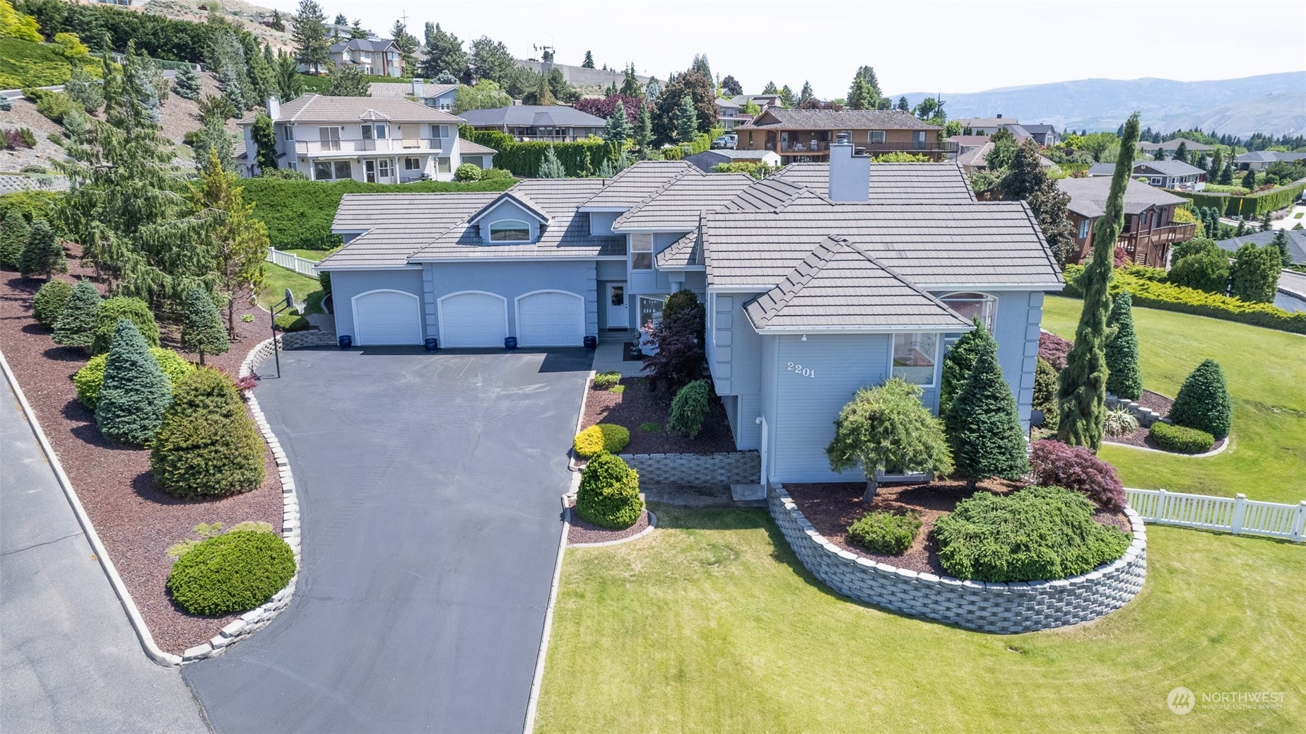 Details for 2201 Devon Avenue, East Wenatchee, WA 98802