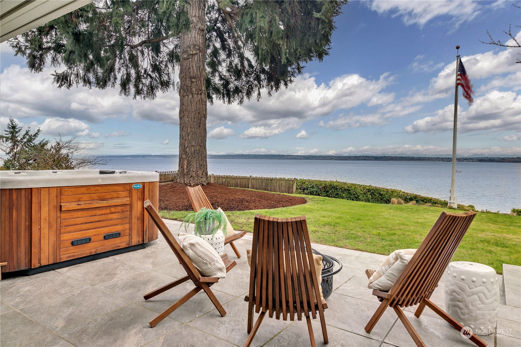 Details for 11676 Sunrise Drive Ne, Bainbridge Island, WA 98110