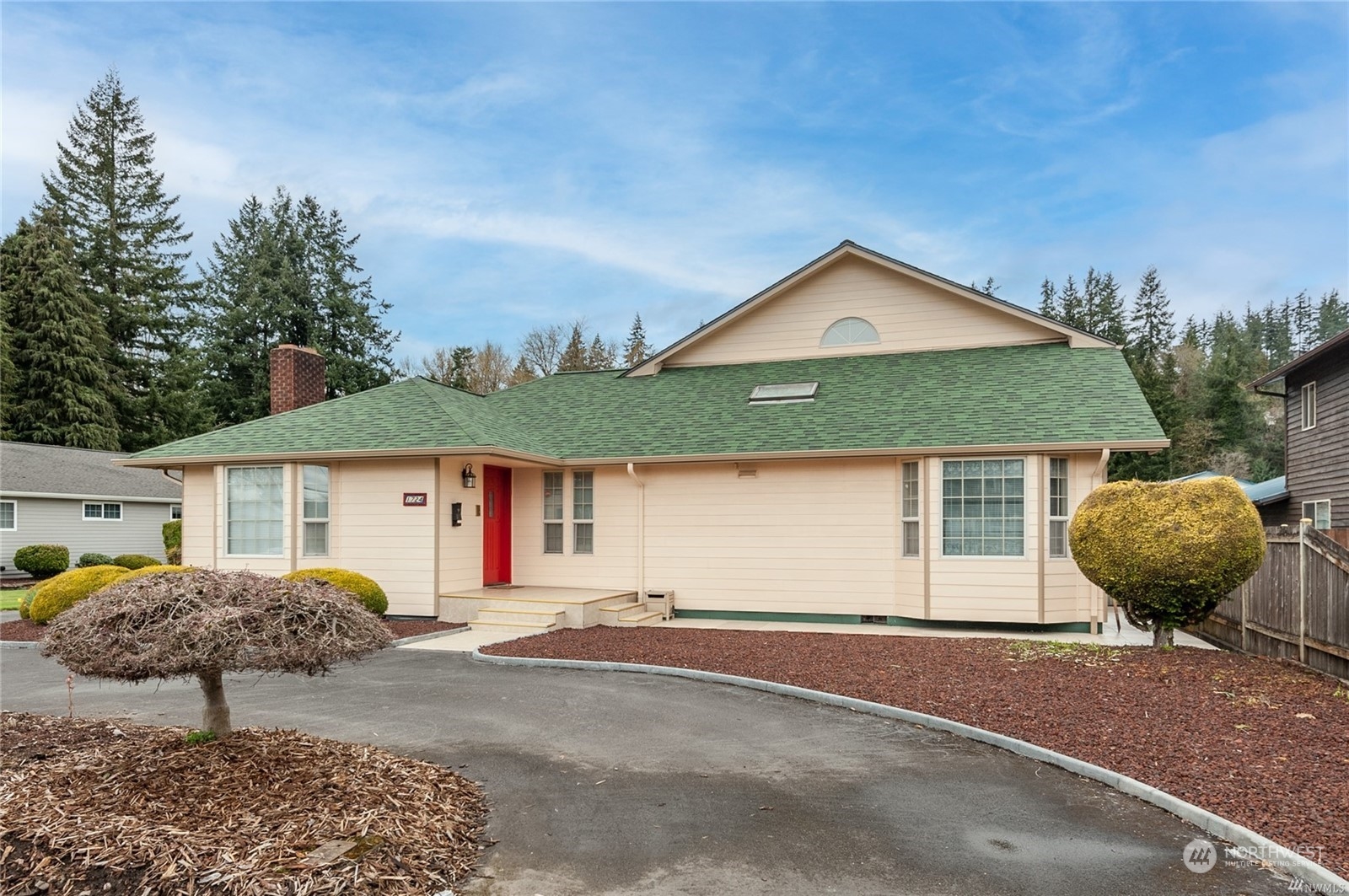 Details for 1724 Ocean Beach Highway, Longview, WA 98632