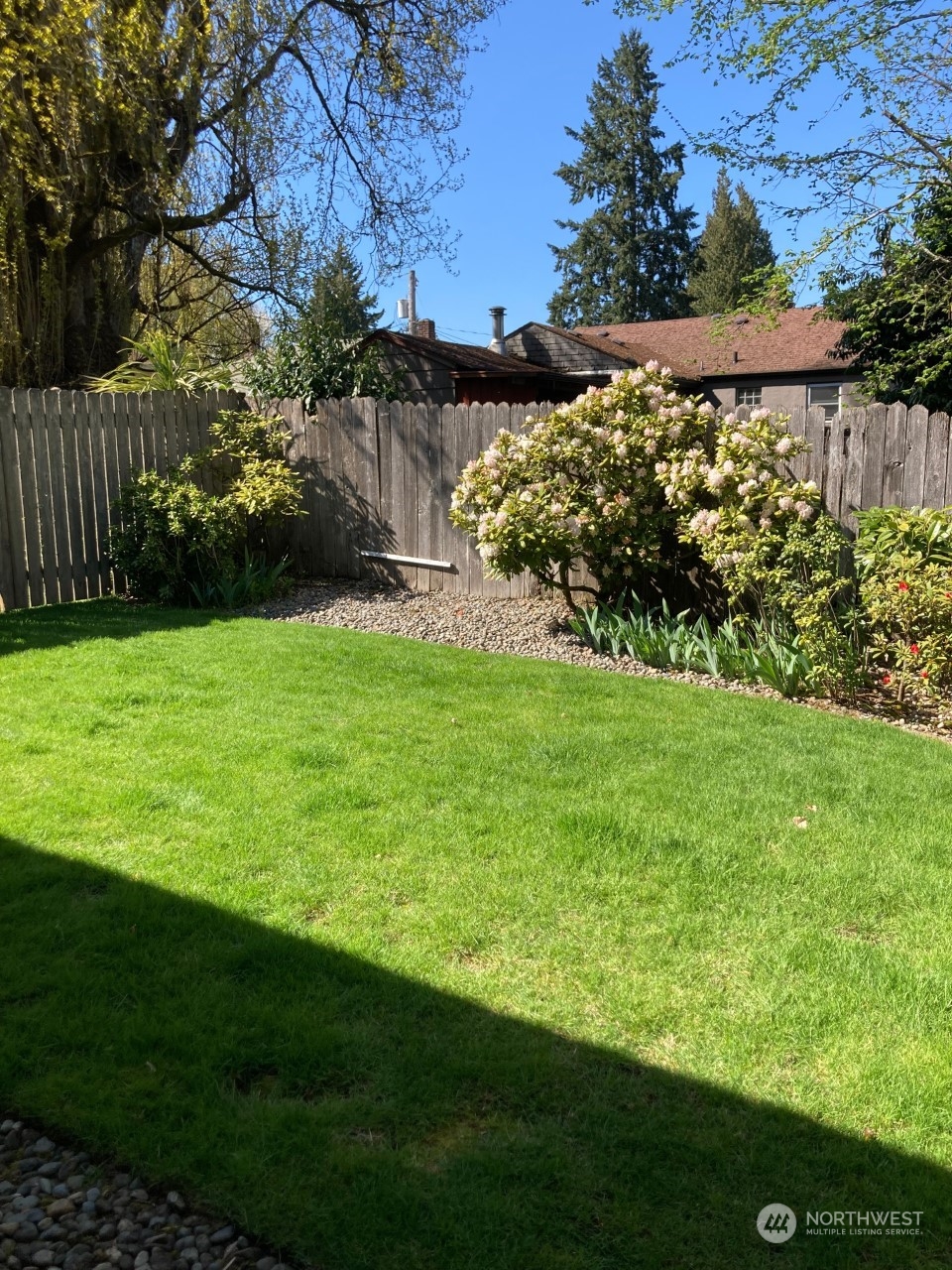 Image 23 of 23 For 518 & 520 18th Avenue Se