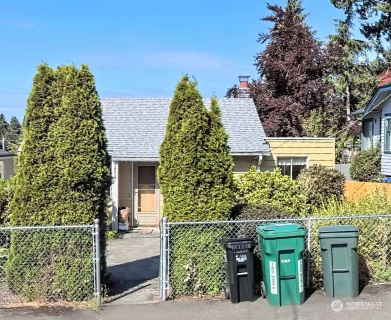 Details for 10715 Interlake Avenue N, Seattle, WA 98133