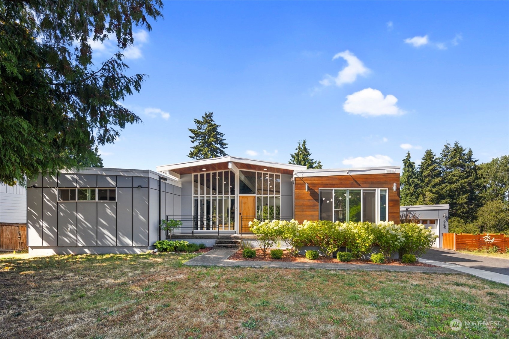 Details for 2104 317th Place, Federal Way, WA 98023