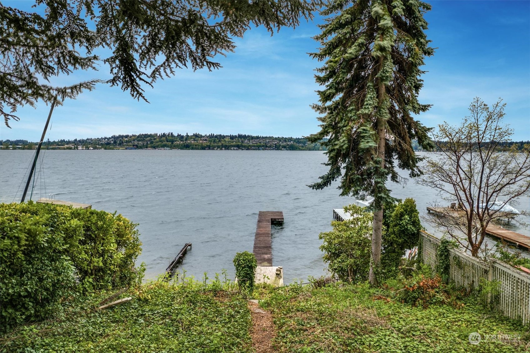 Details for 11043 Champagne Point Road Ne, Kirkland, WA 98034