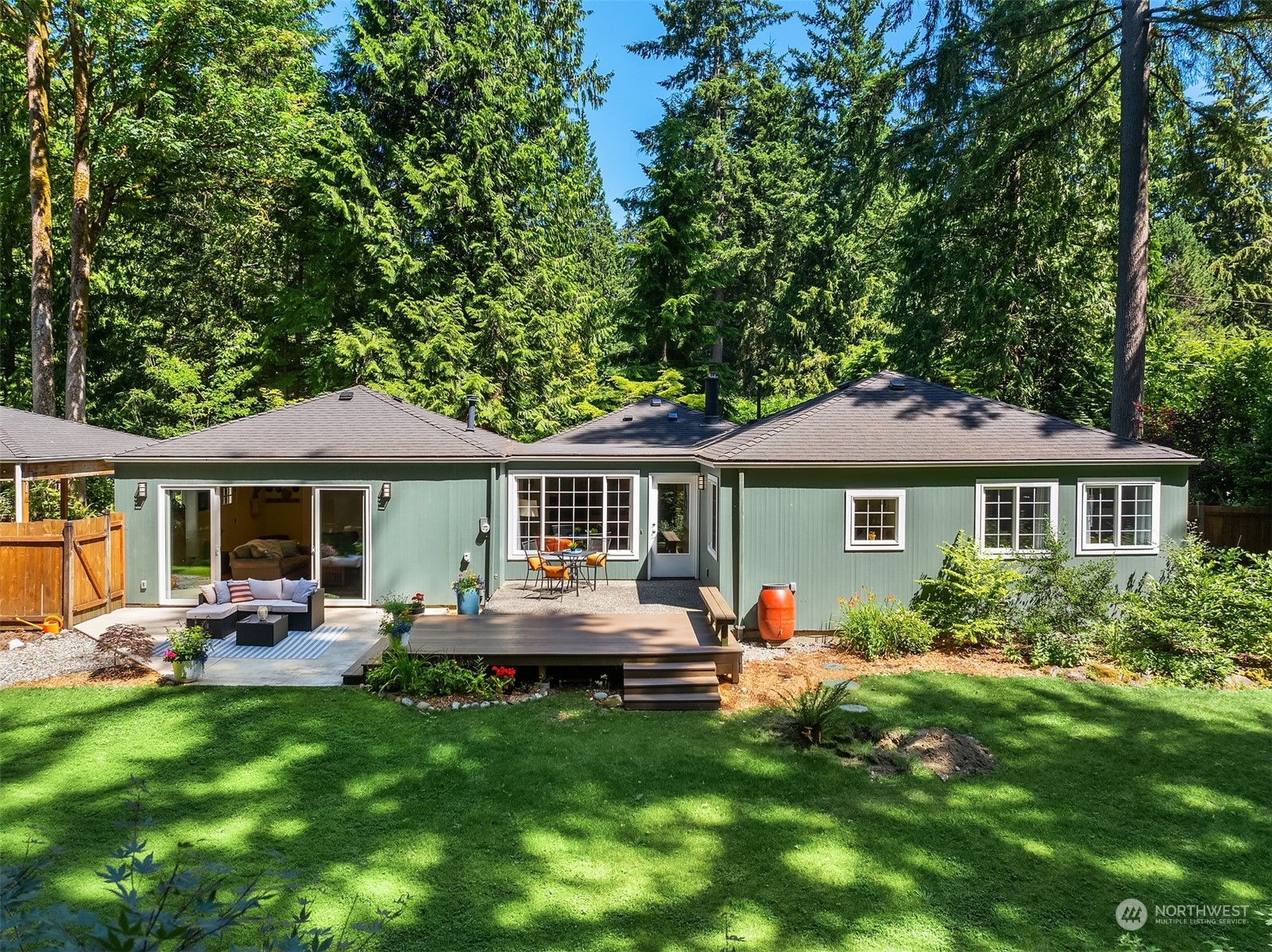 Details for 15207 201st Street, Woodinville, WA 98072