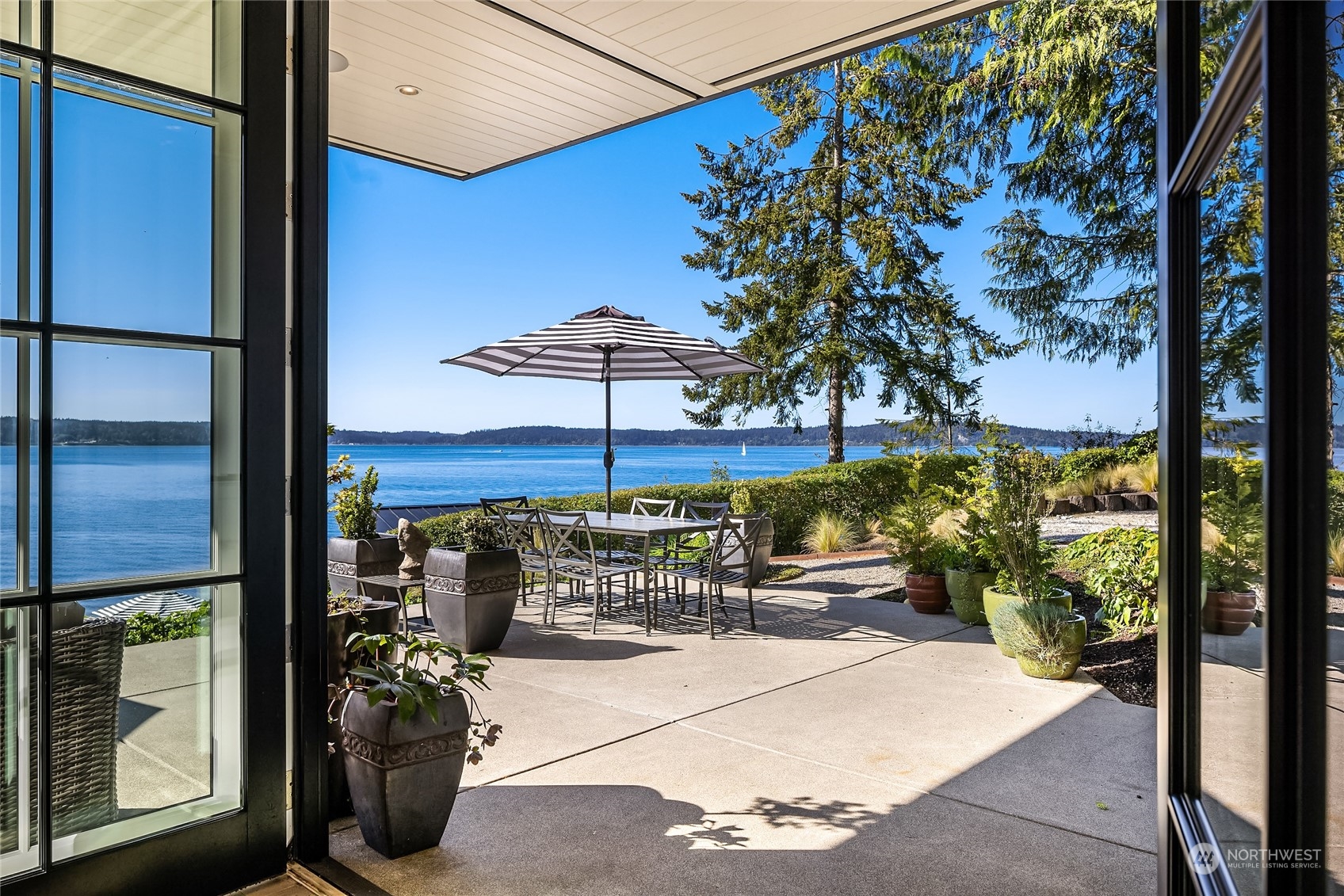 Details for 9844 Lafayette Avenue, Bainbridge Island, WA 98110