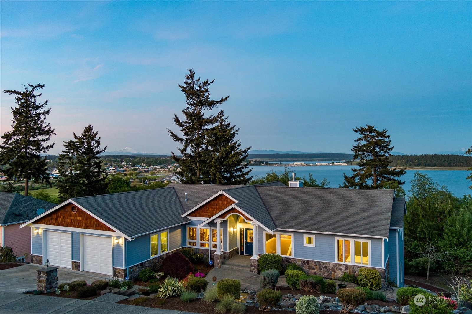 Details for 2390 Freund Street, Oak Harbor, WA 98277