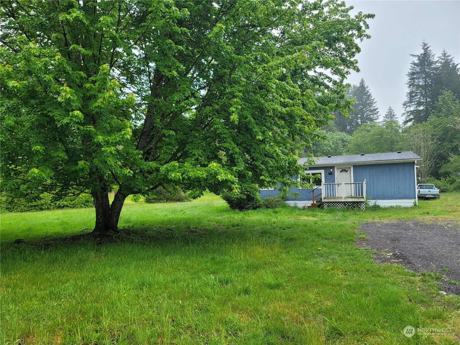 Details for 120 & 122 Wennassee Loop, Silver Creek, WA 98585