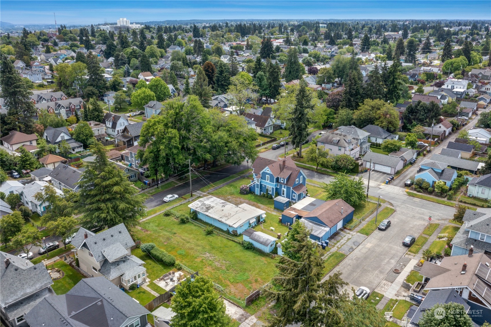 Image 8 of 20 For 638 646 Steele Street