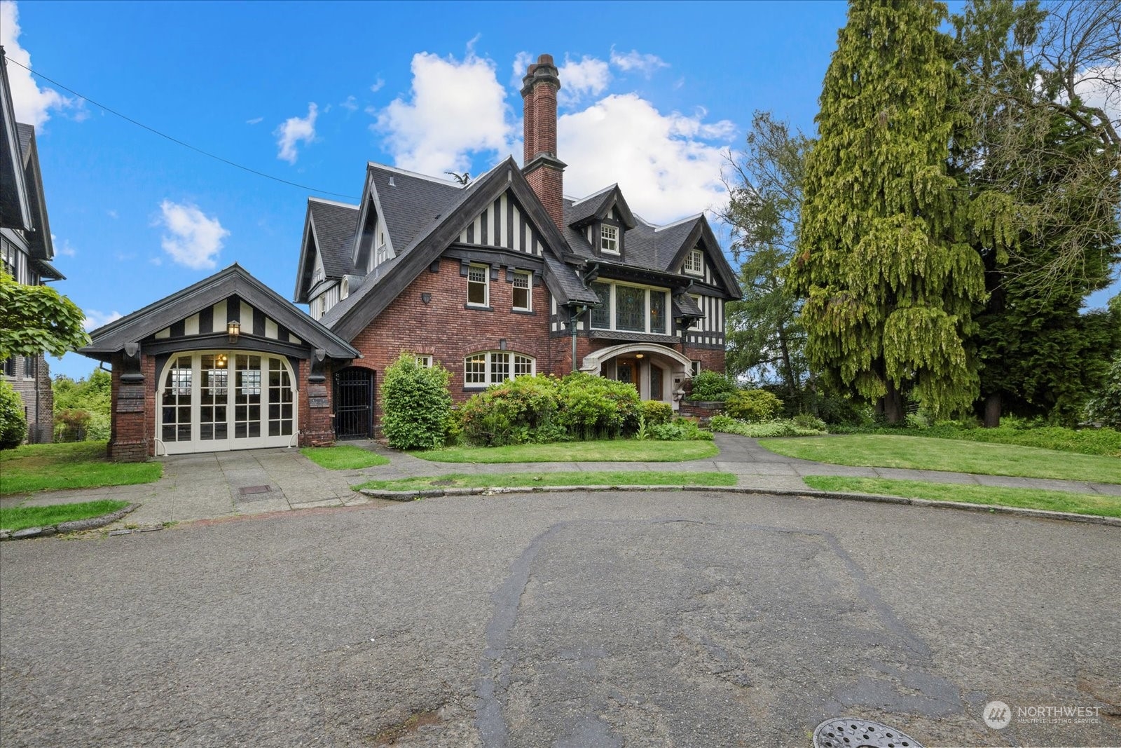 Details for 1047 Belmont Place E, Seattle, WA 98102