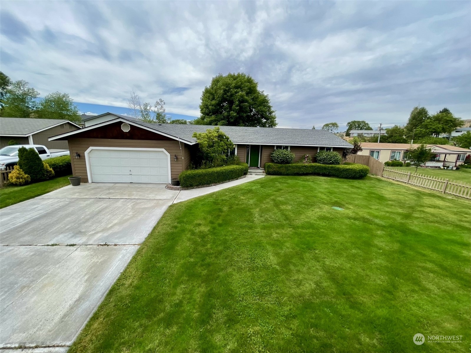 Details for 8272 Harrington Lane Ne, Moses Lake, WA 98837