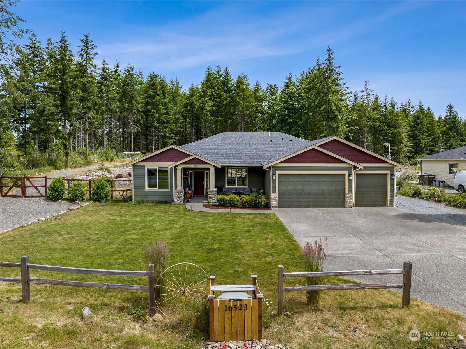 Details for 16523 270th Avenue E, Buckley, WA 98321