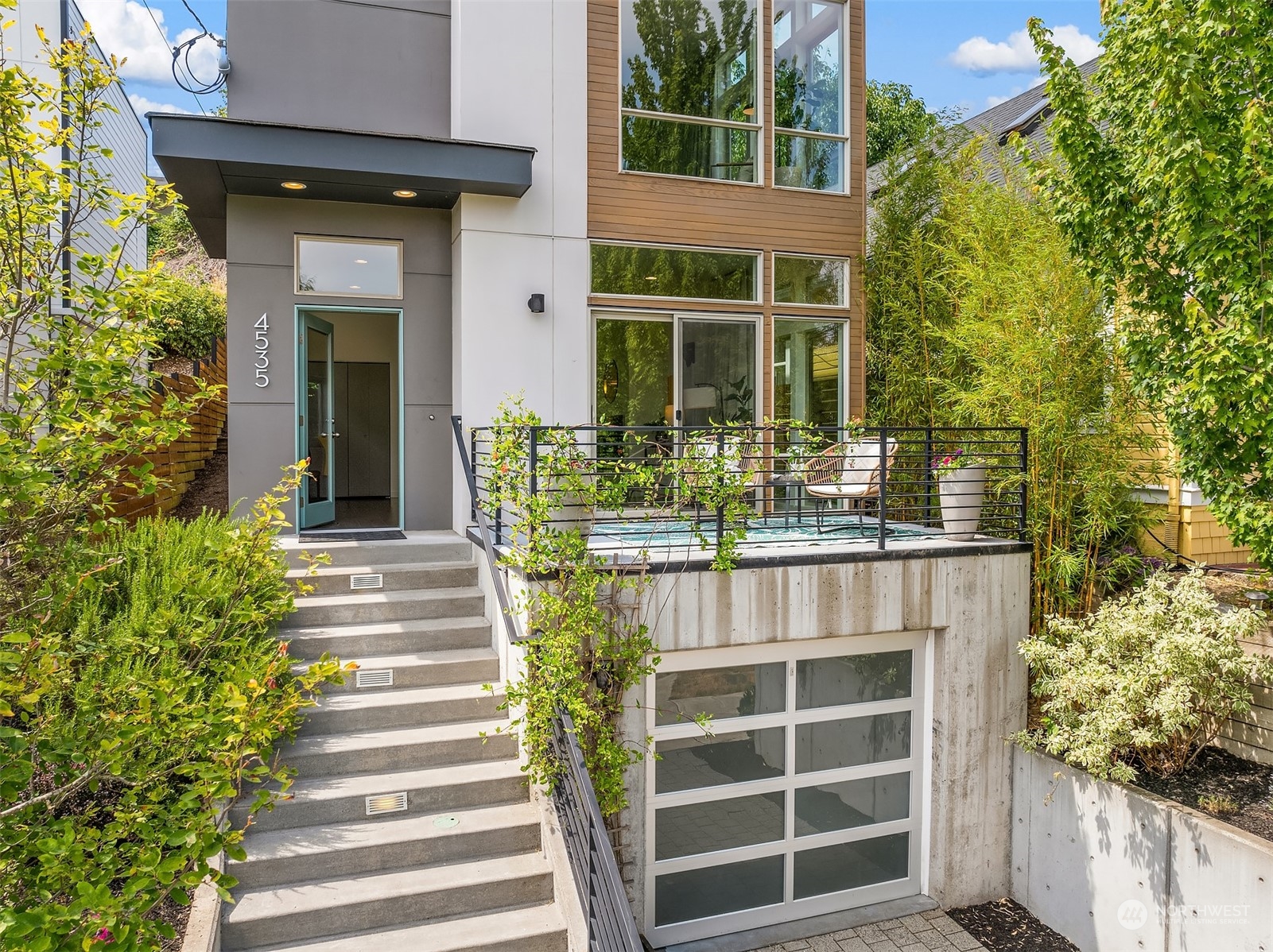 Details for 4535 34th Avenue S, Seattle, WA 98118