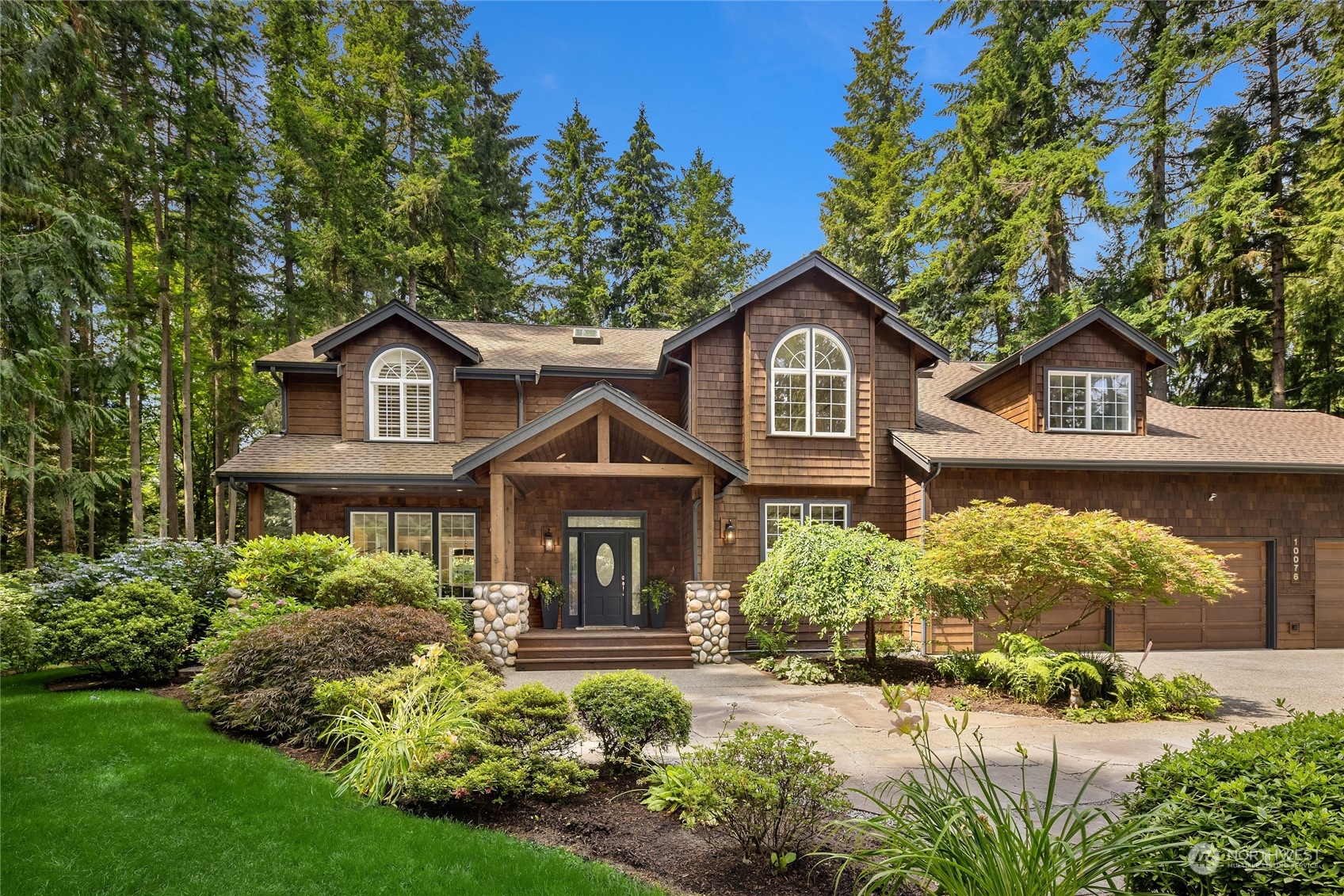 Details for 10076 Arrow Point Drive Ne, Bainbridge Island, WA 98110