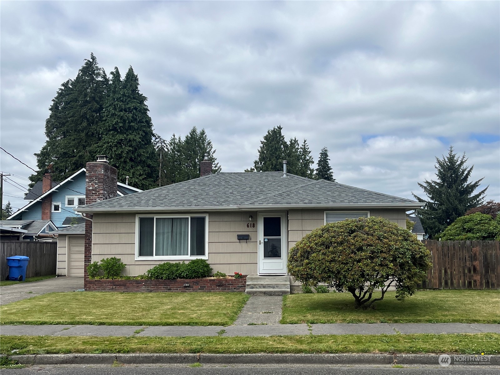 Details for 618 7th Street Sw, Puyallup, WA 98371