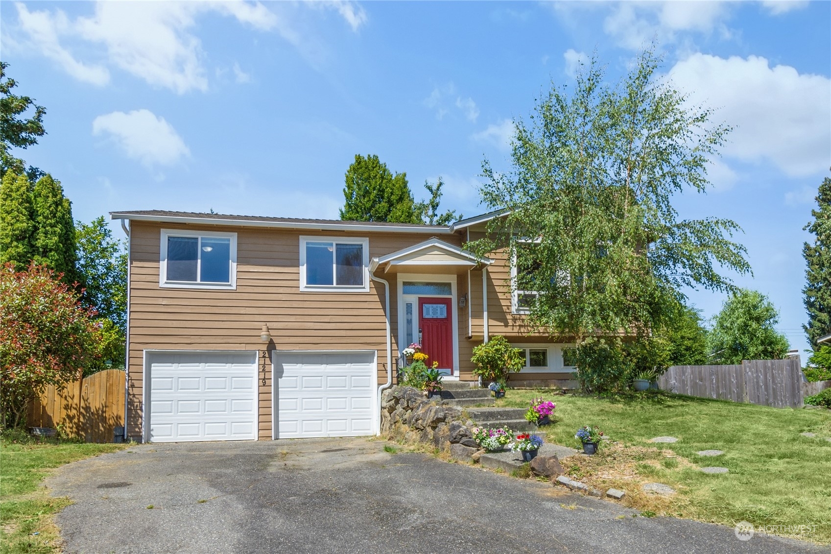 Details for 21219 3rd Place ,w, Bothell, WA 98021