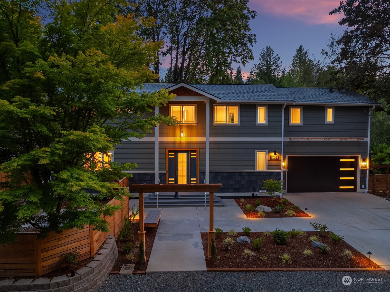 Details for 17081 Brookside Boulevard Ne, Lake Forest Park, WA 98155