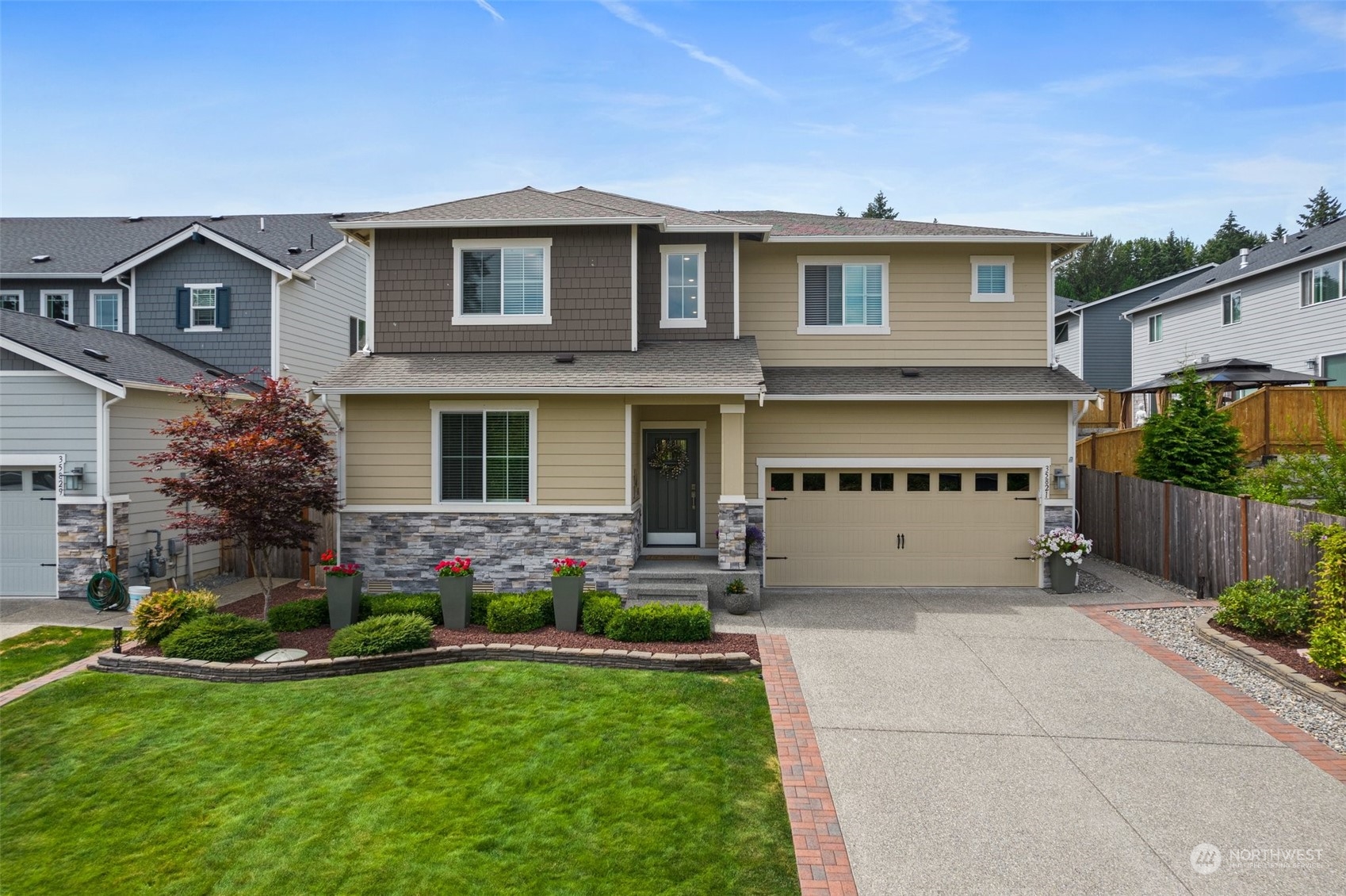 Details for 35821 1st Place Sw, Federal Way, WA 98023