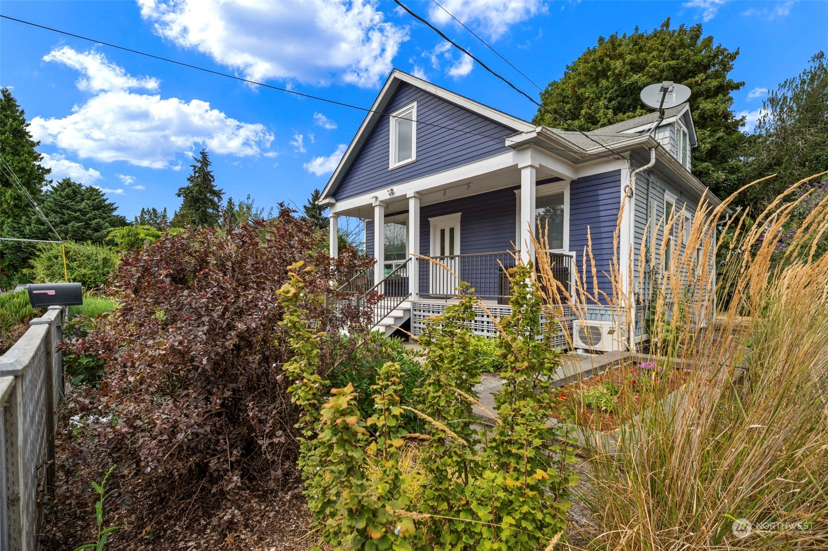 Details for 1212 Rose Street, Seattle, WA 98108