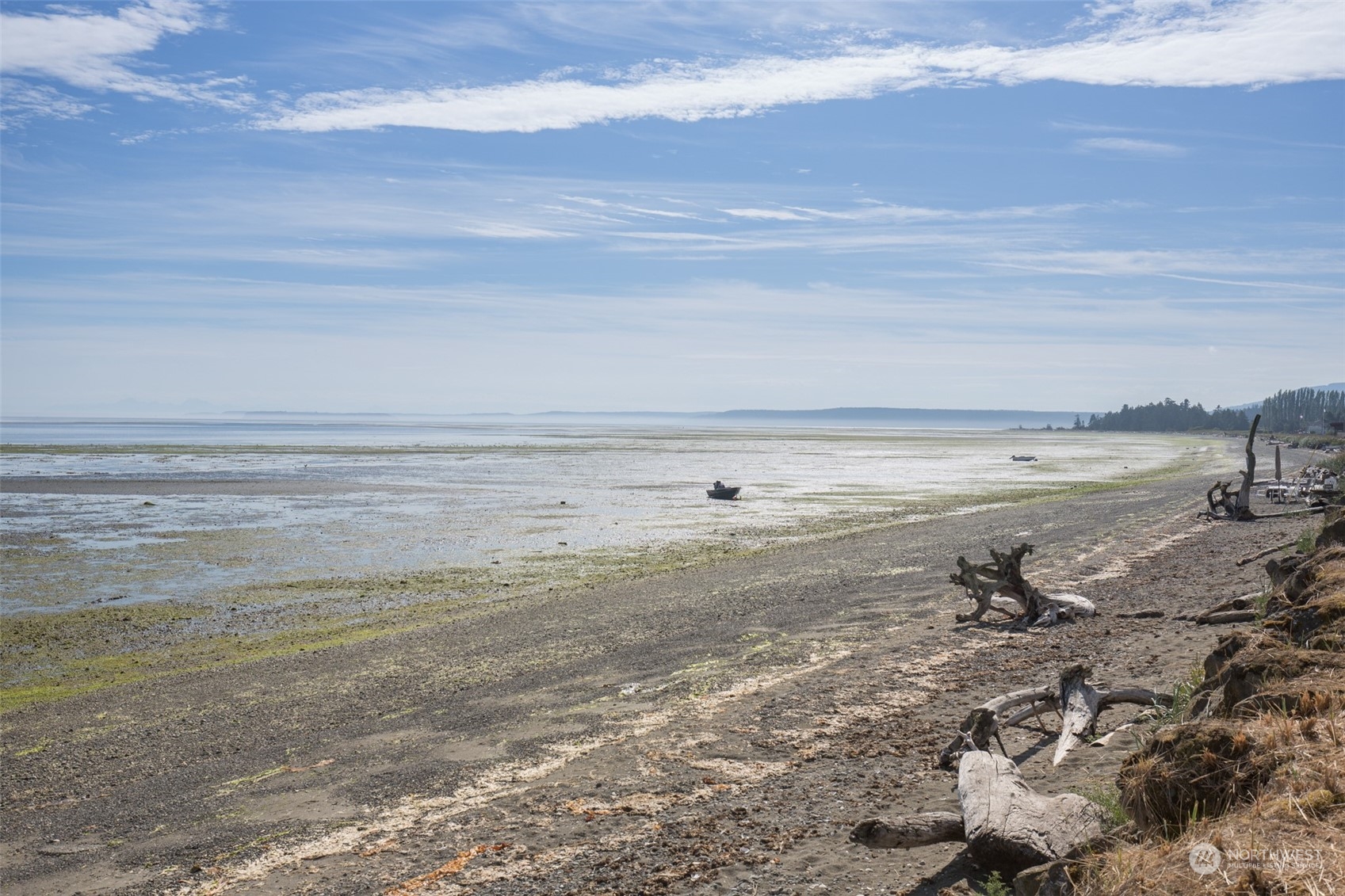 Image 4 of 40 For 12 Jamestown Beach + Adj Parcel Lane