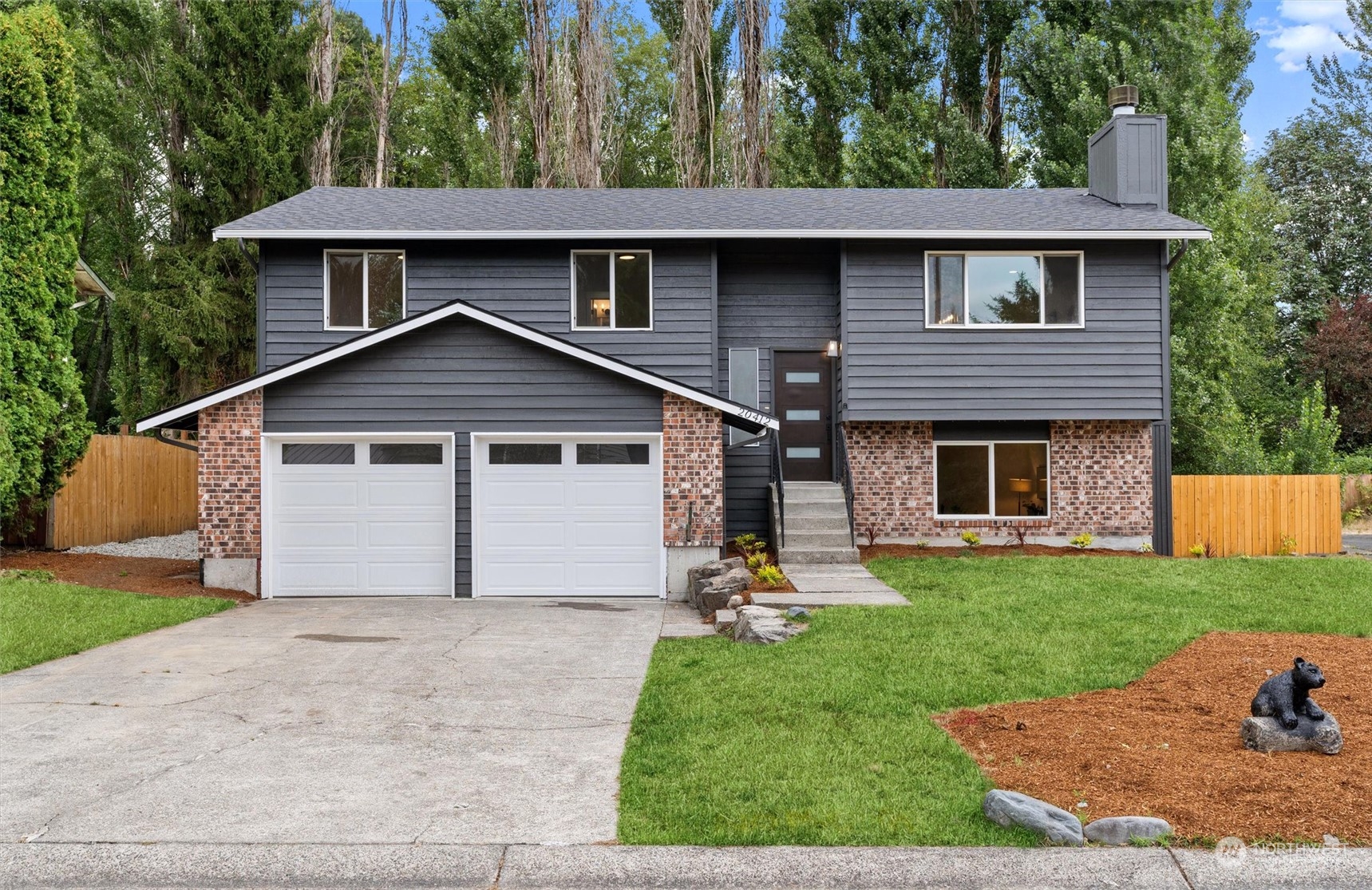 Details for 20412 73rd Court Ne, Kenmore, WA 98028