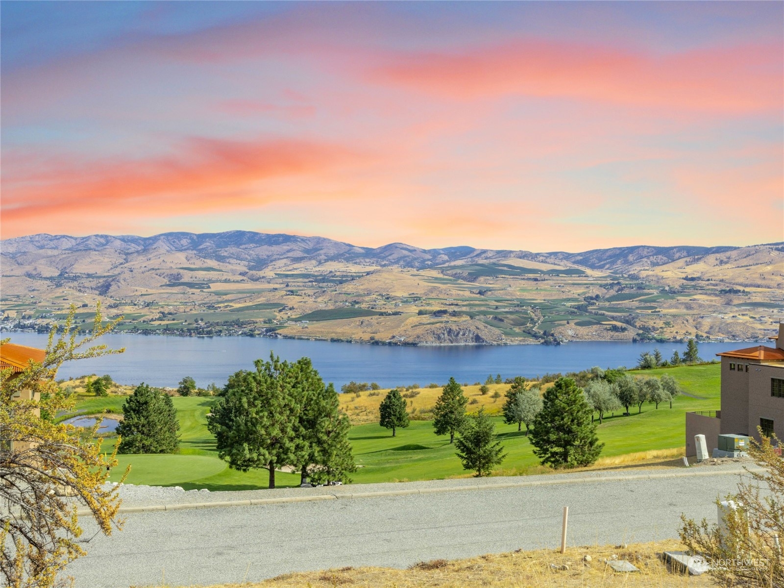 Details for 215 Bandera Way, Chelan, WA 98816