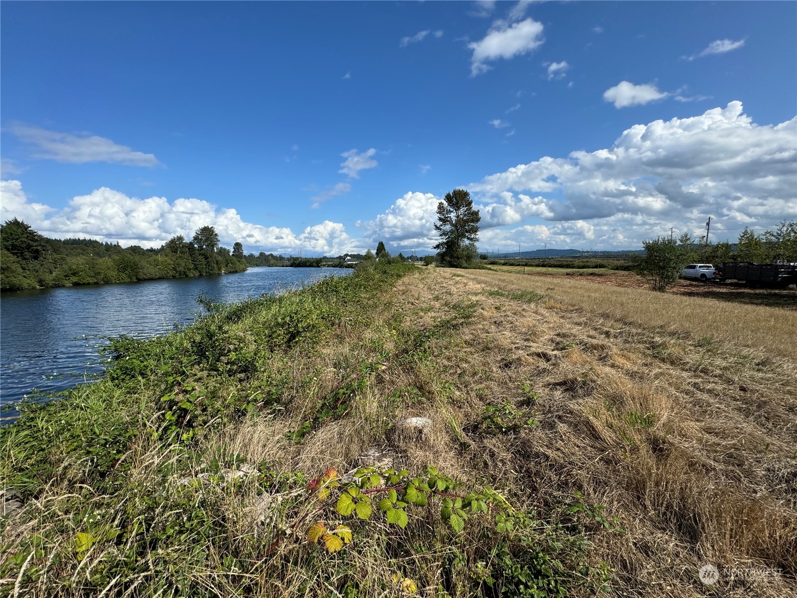 Image 6 of 11 For 6025 Lowell Snohomish River Road