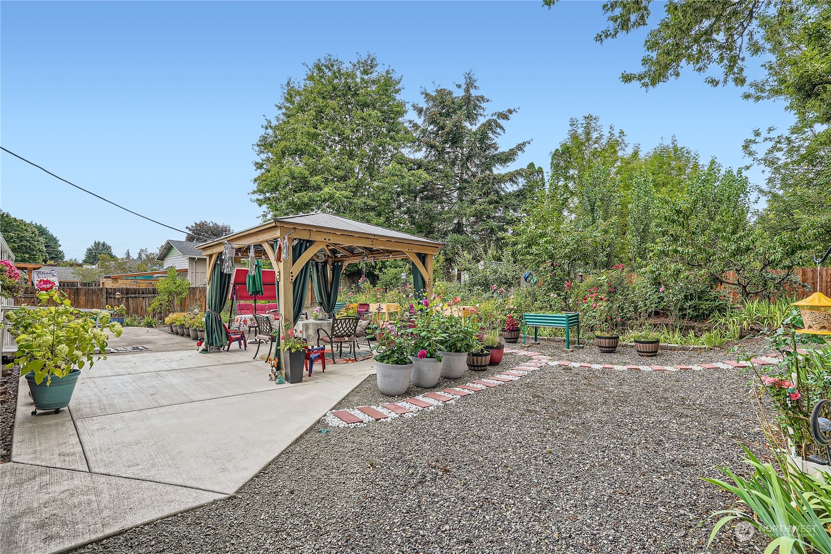 Image 21 of 24 For 2106 Ne 155th Street