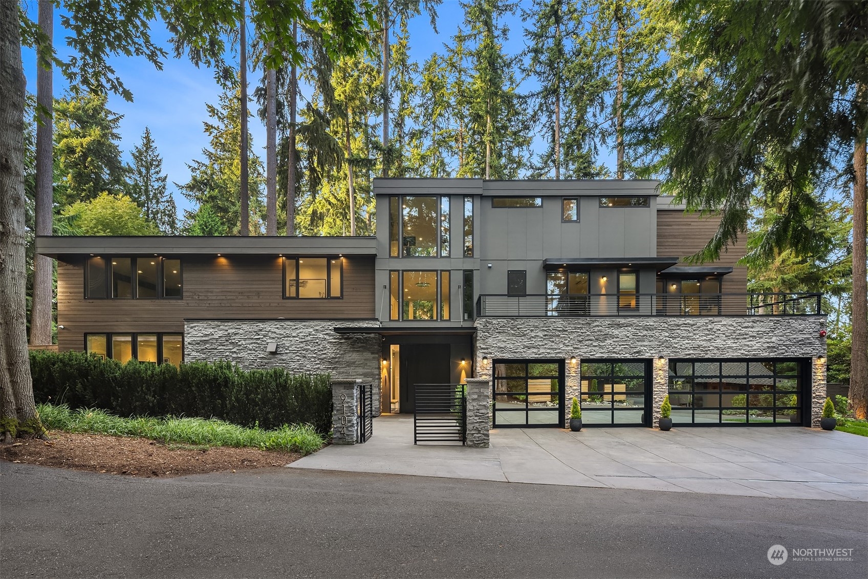 Details for 9104 50th Street, Mercer Island, WA 98040