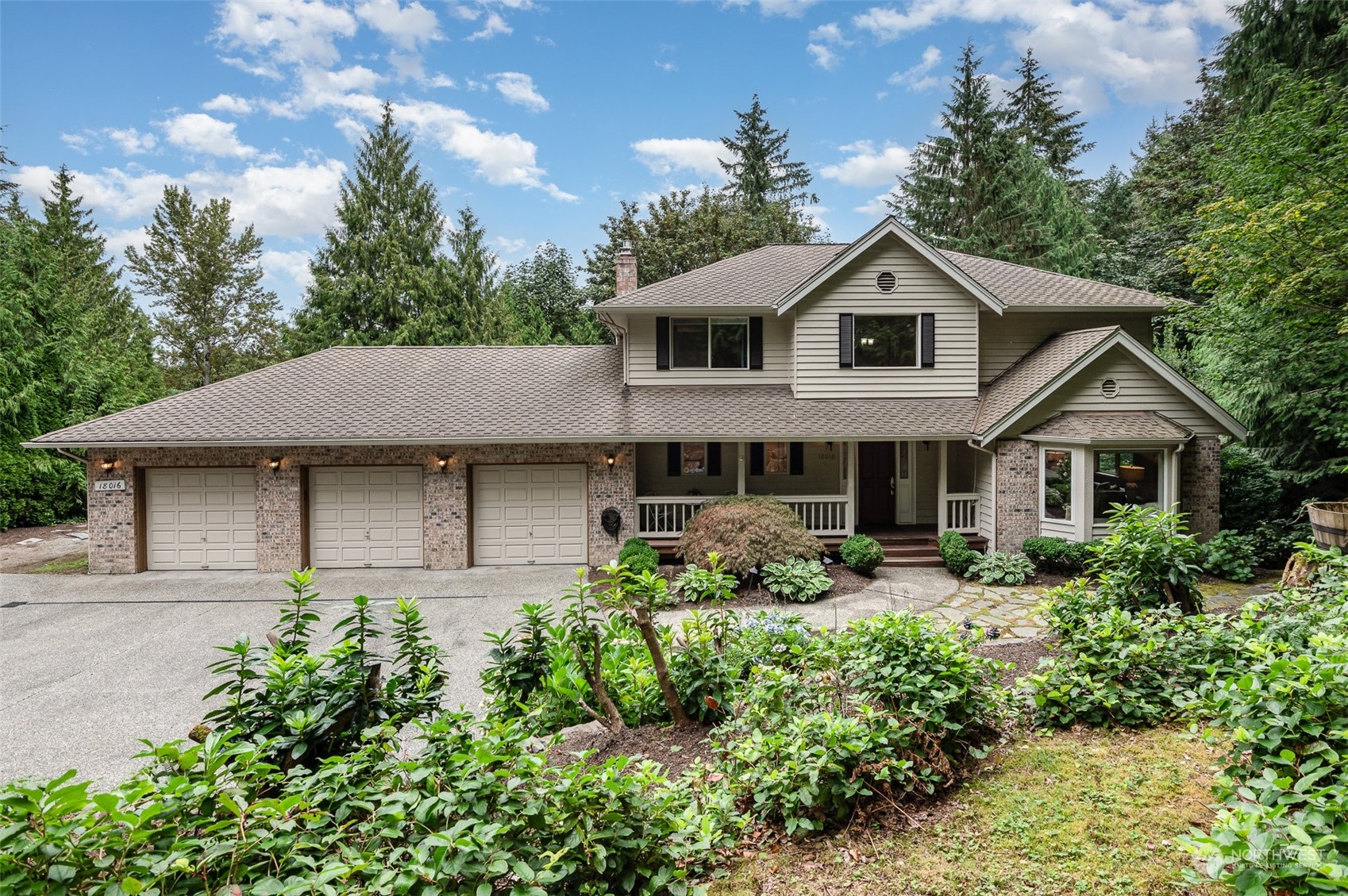 Details for 18016 159th Avenue Ne, Woodinville, WA 98072