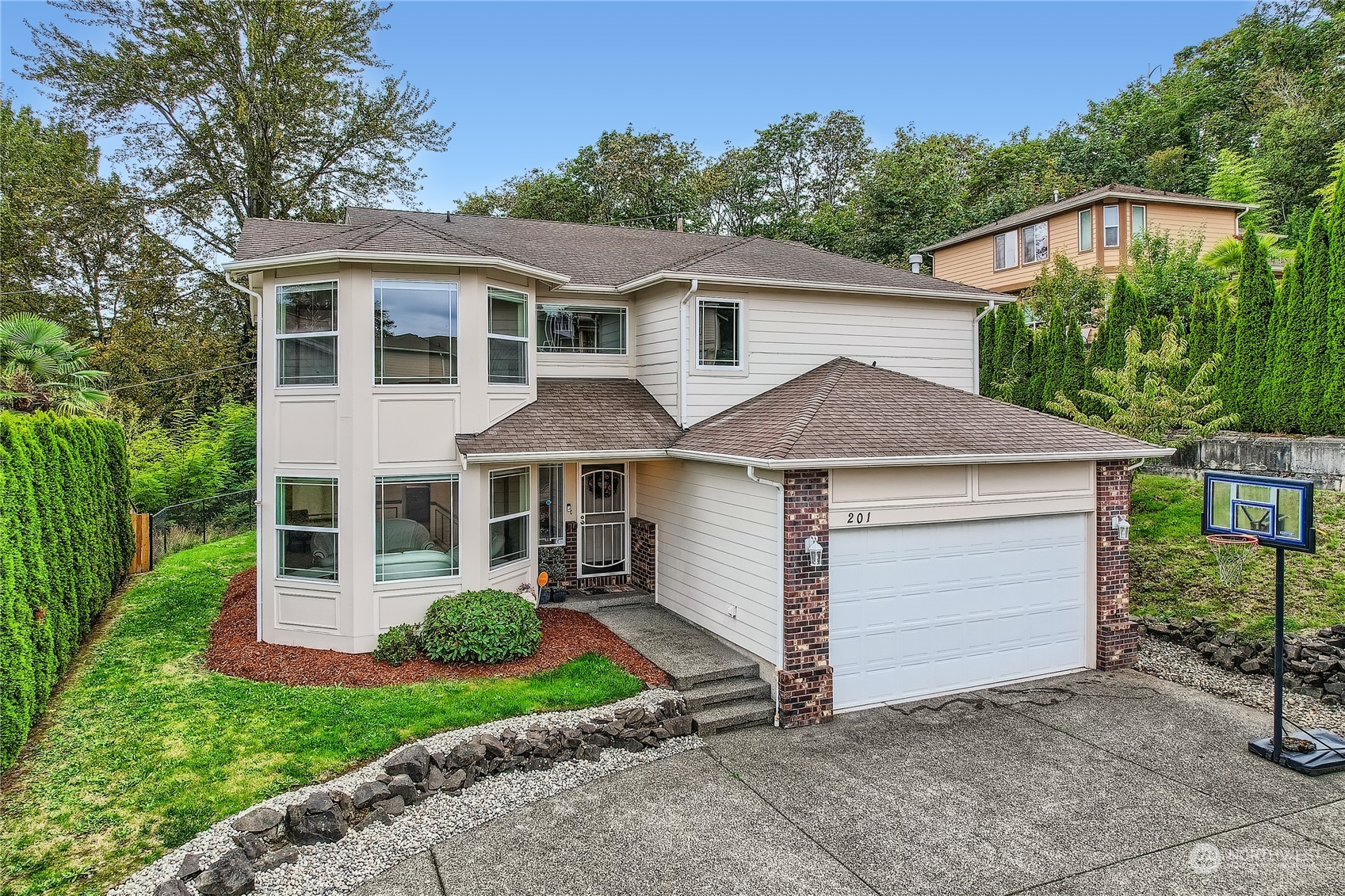 Details for 201 Lind Avenue Nw, Renton, WA 98057