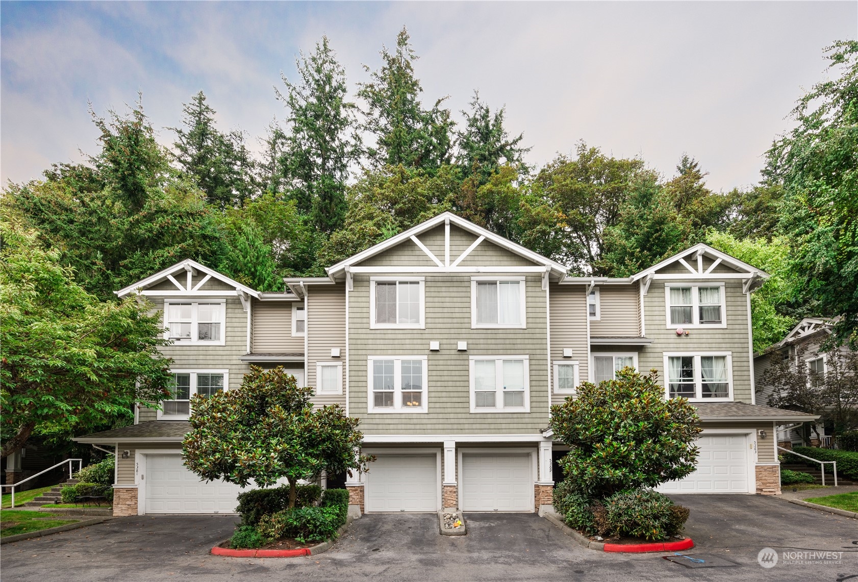 Details for 5375 236th Place Se 28-2, Issaquah, WA 98029