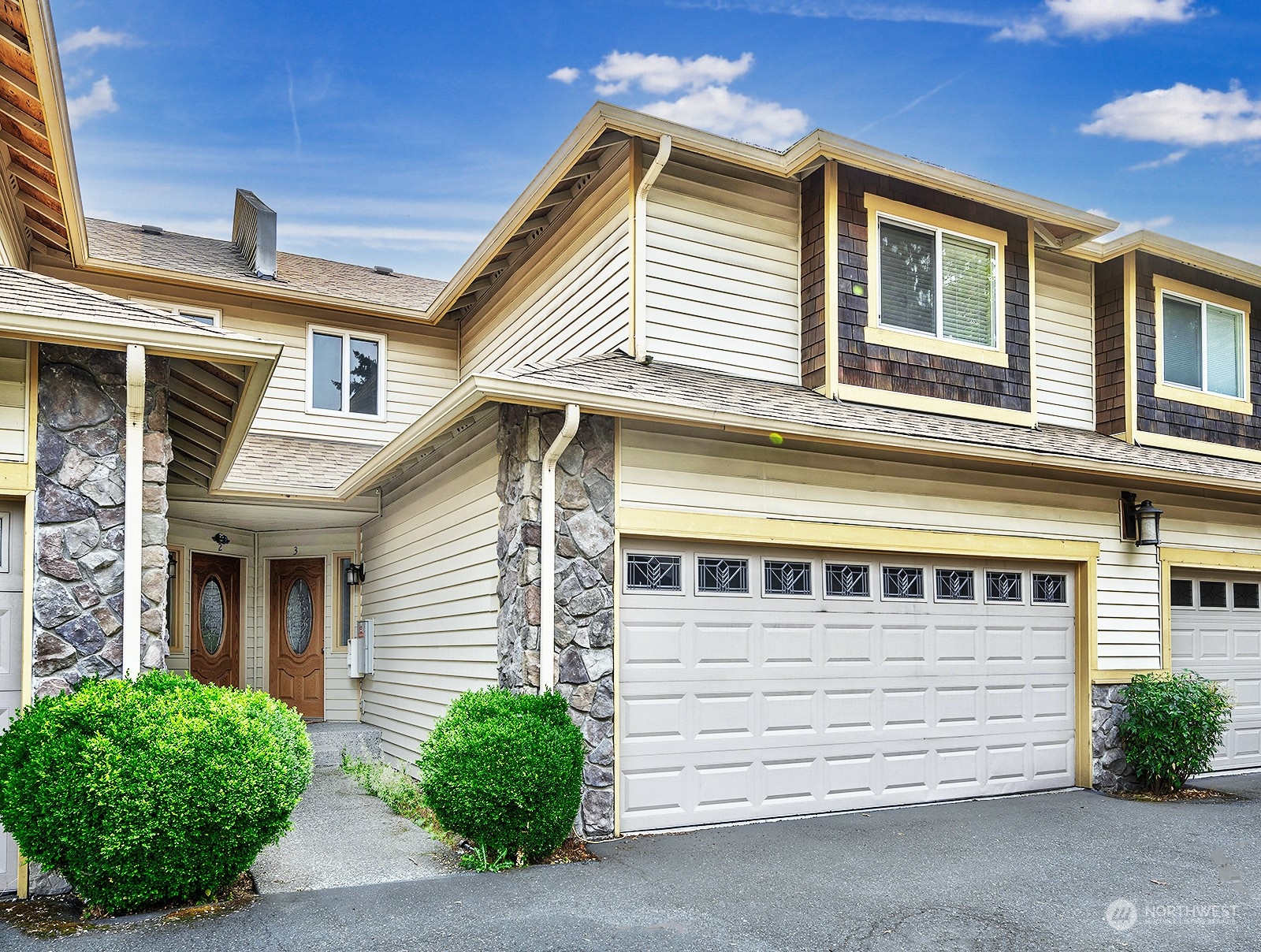 Details for 11107 Woodinville Drive 3, Bothell, WA 98011