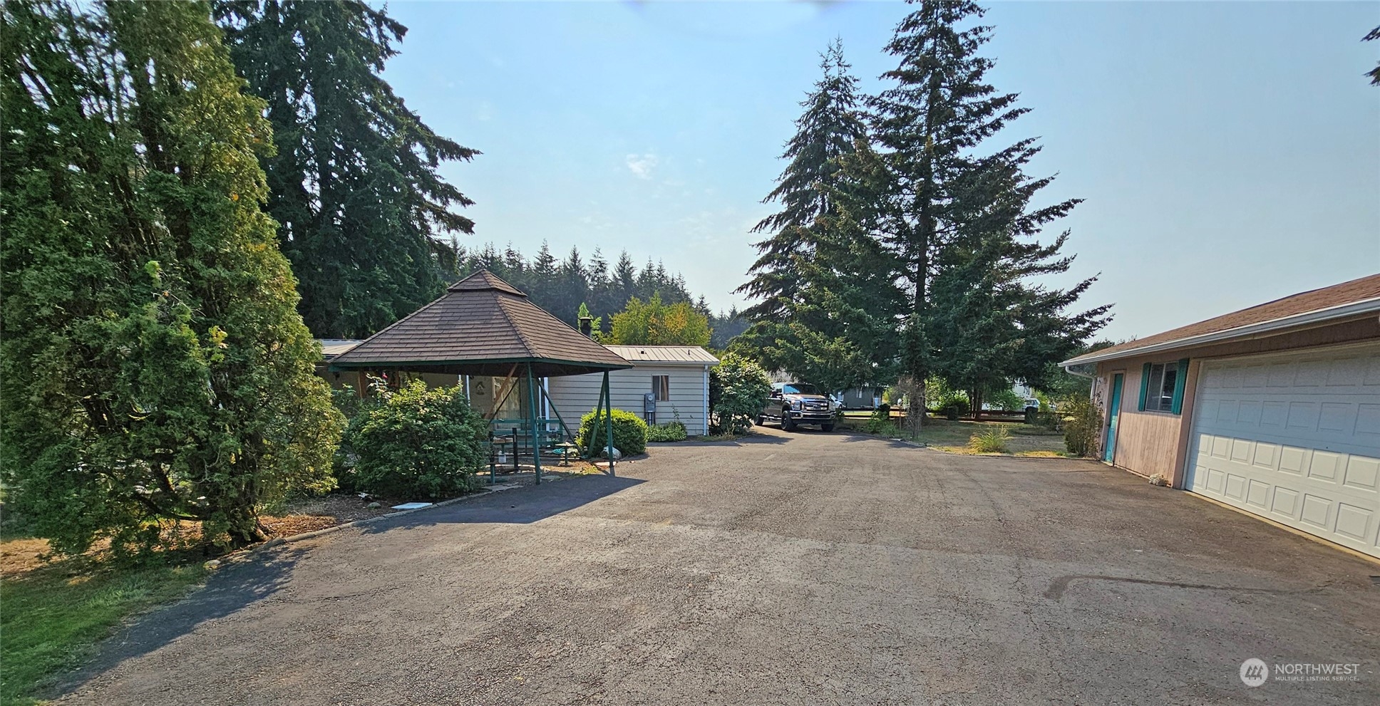 Image 9 of 39 For 8804 176th Avenue Sw