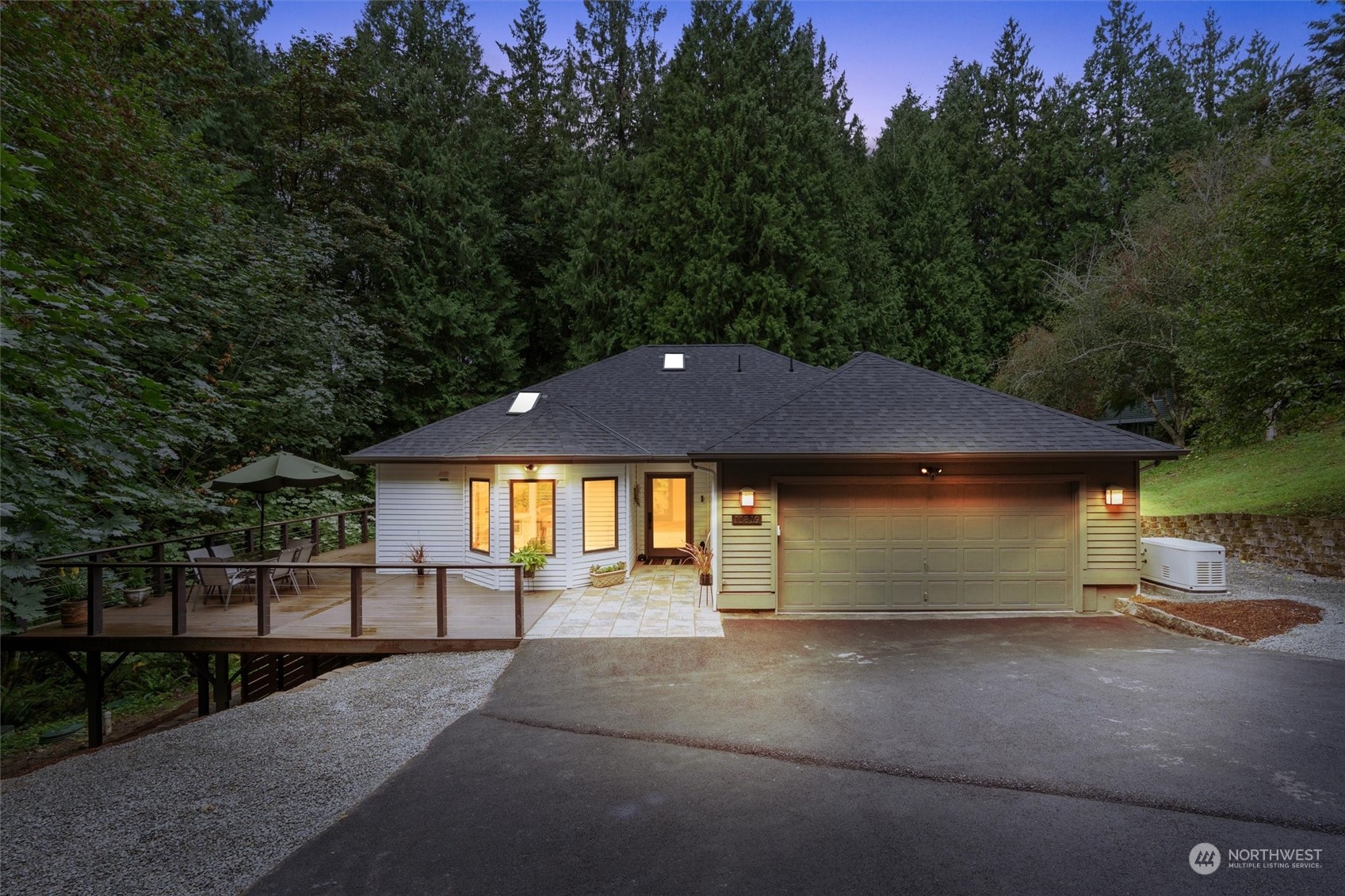 Details for 11819 198th Avenue Se, Issaquah, WA 98027