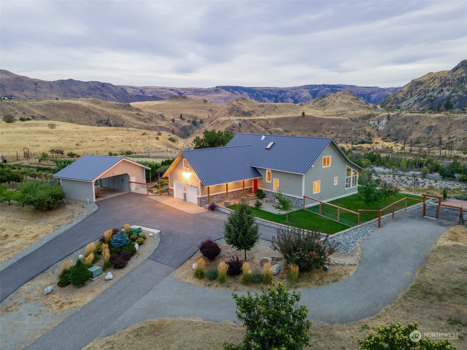 Details for 19 Miller Road, Chelan, WA 98816