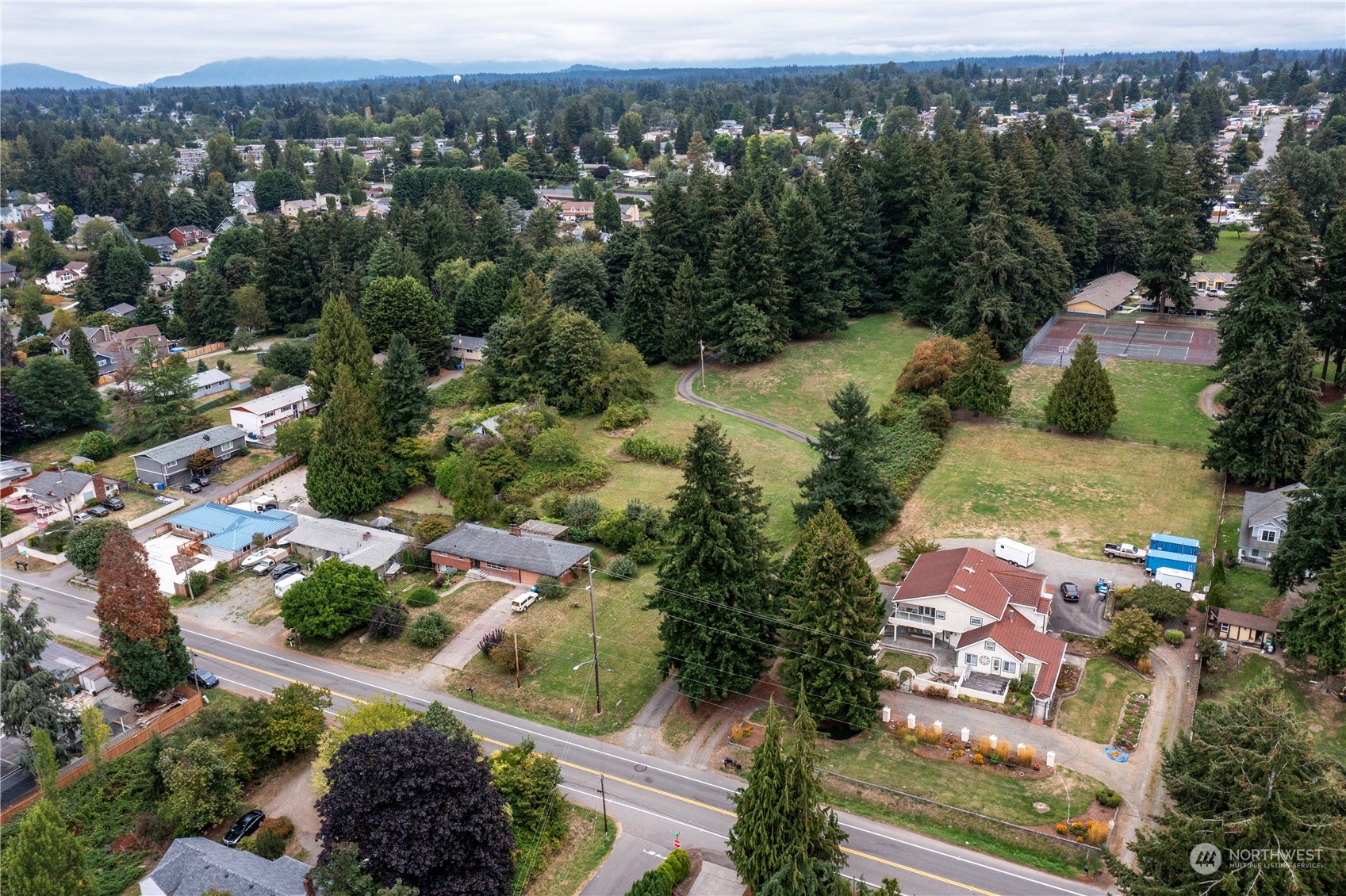 Image 4 of 10 For 23130 100th Avenue Se