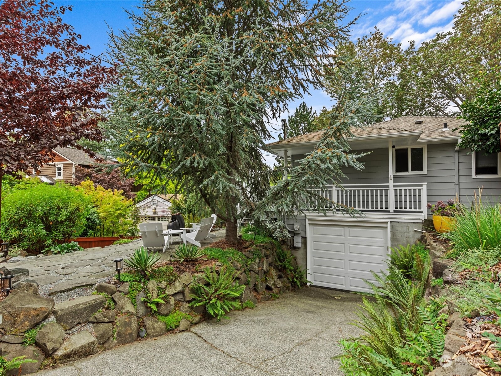 Details for 6623 Beveridge Place Sw, Seattle, WA 98136