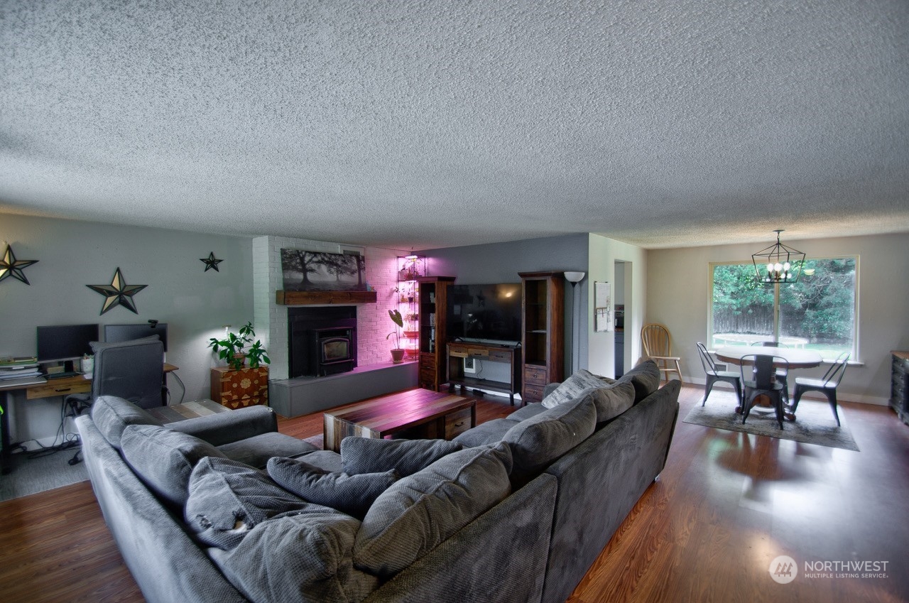 Image 2 of 30 For 8548 178th Avenue Sw