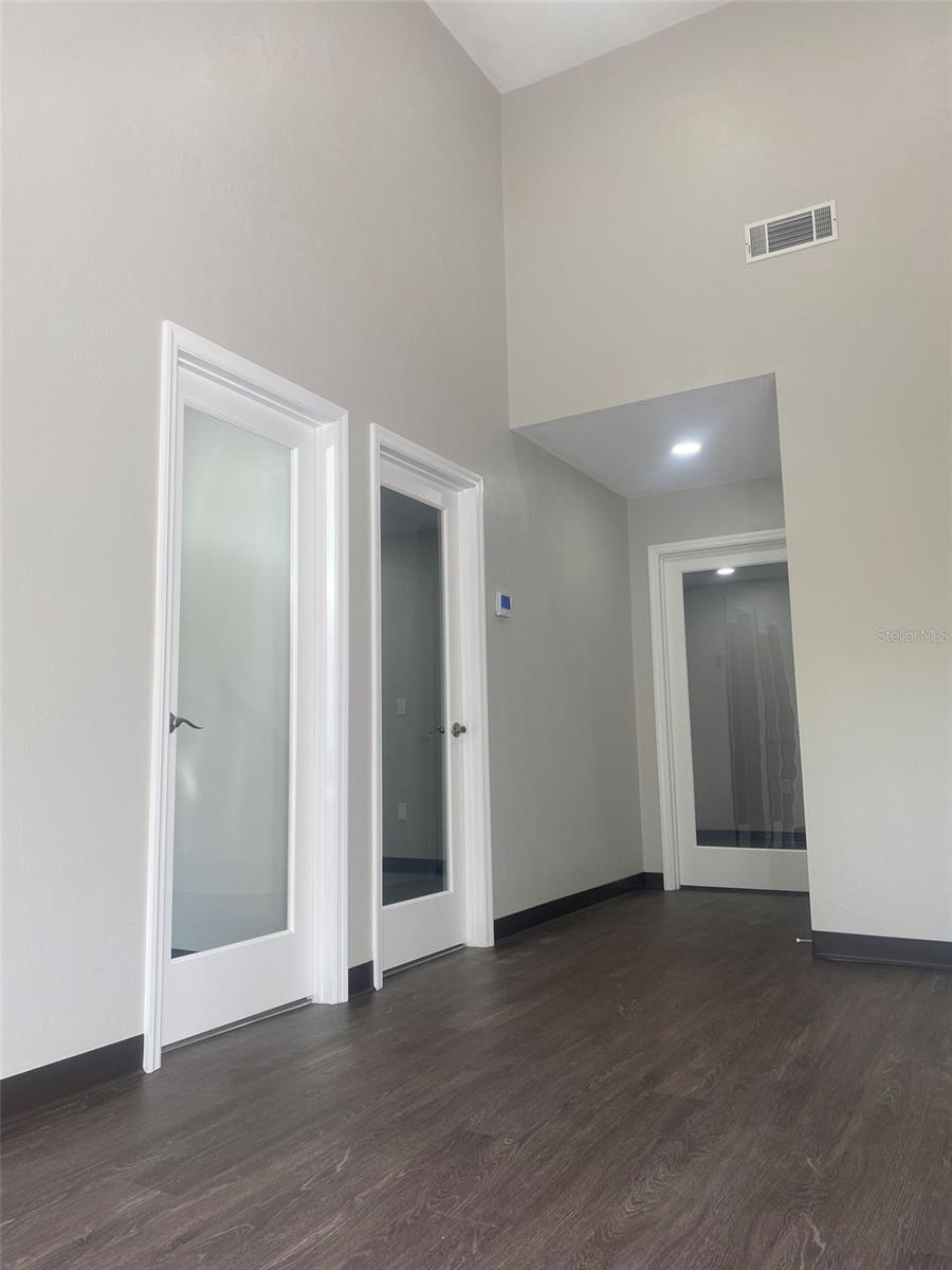 Image 6 of 9 For 4609 6th Street B4