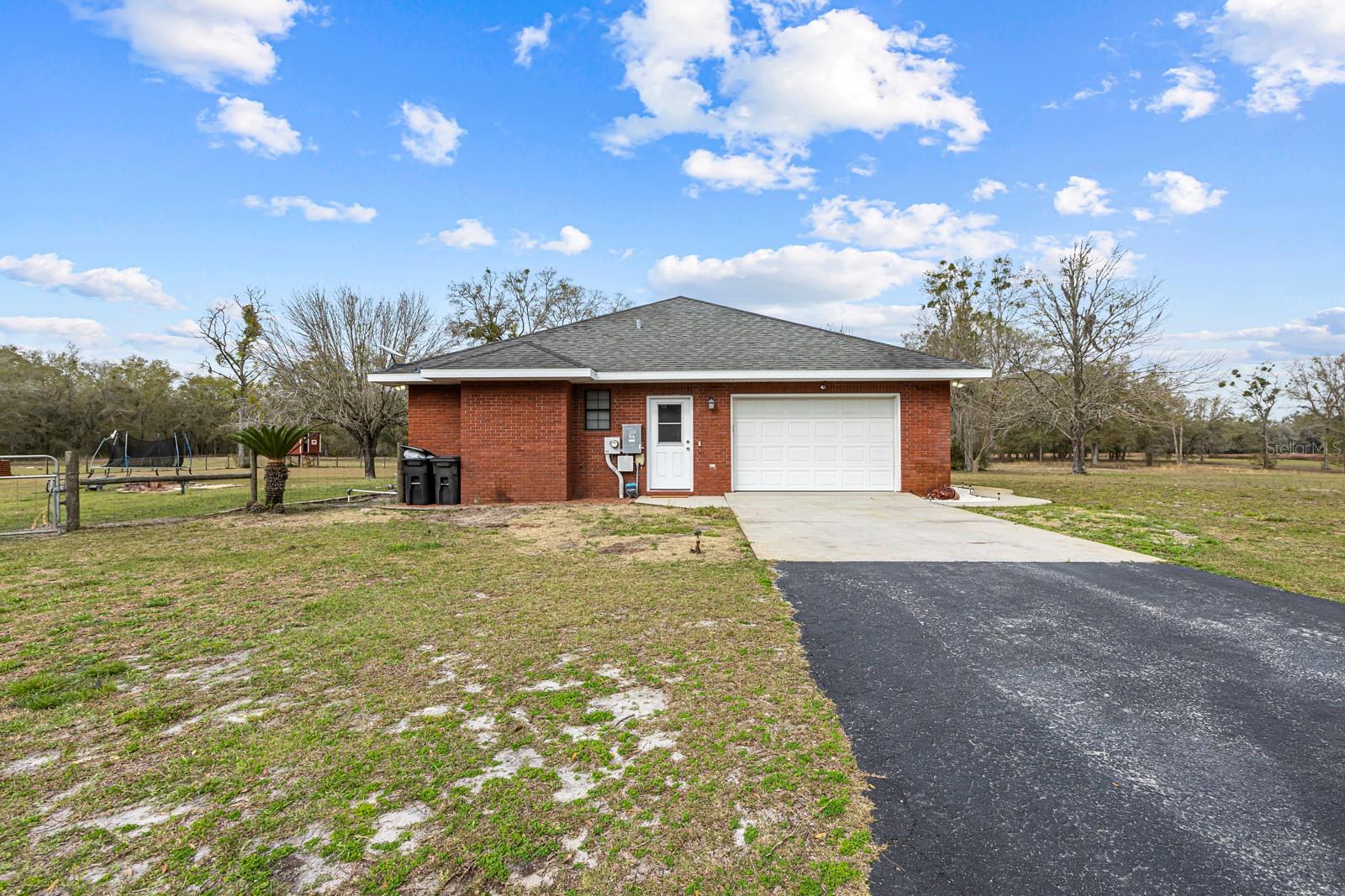 Listing photo id 36 for 12750 County Road 339