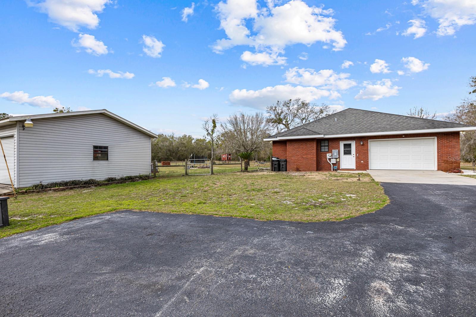 Listing photo id 39 for 12750 County Road 339